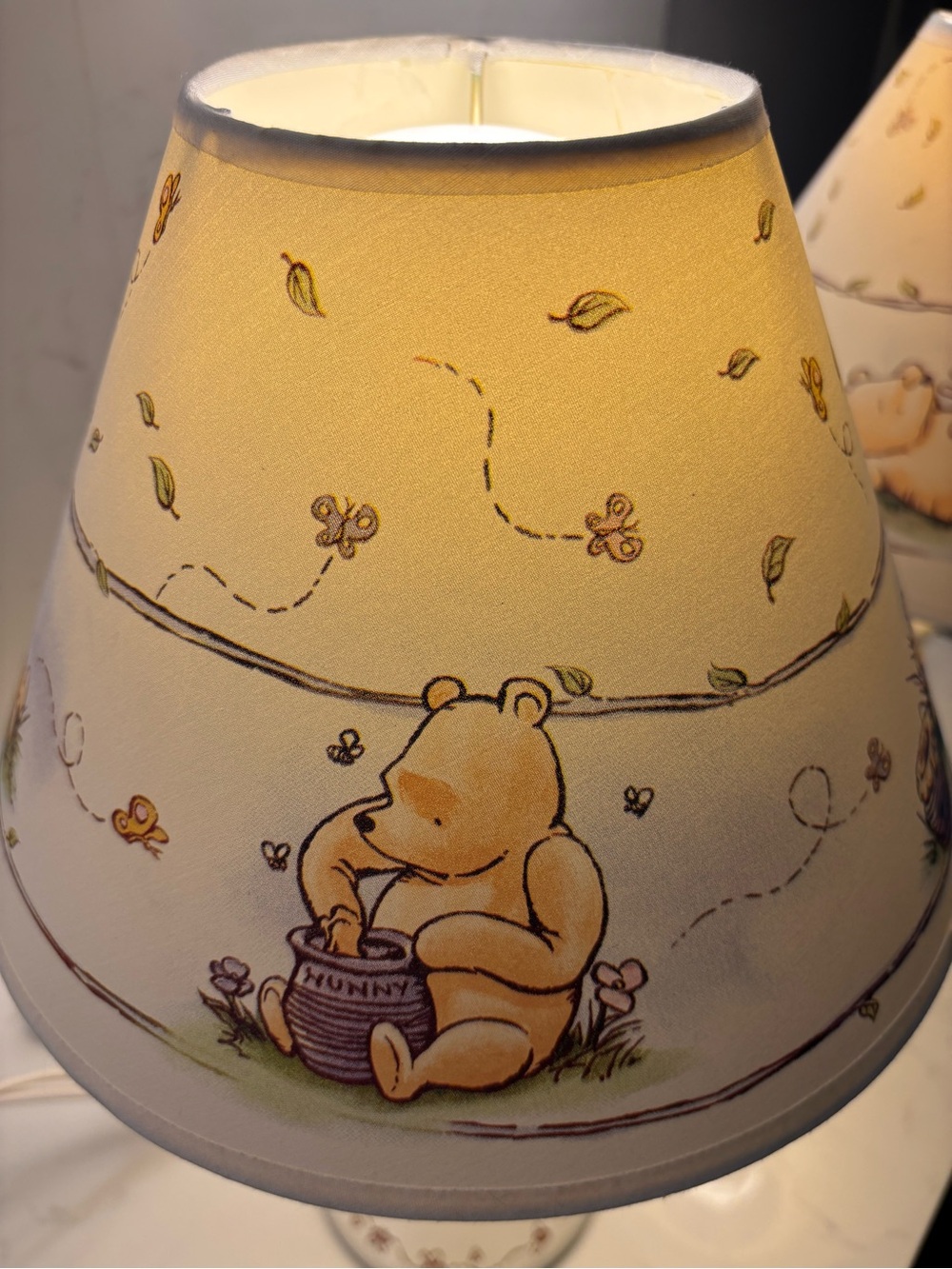 Disney WINNIE THE POOH Matching Table Lamps Pair Nursery Bedroom Vintage Y2K - Picture 3 of 6